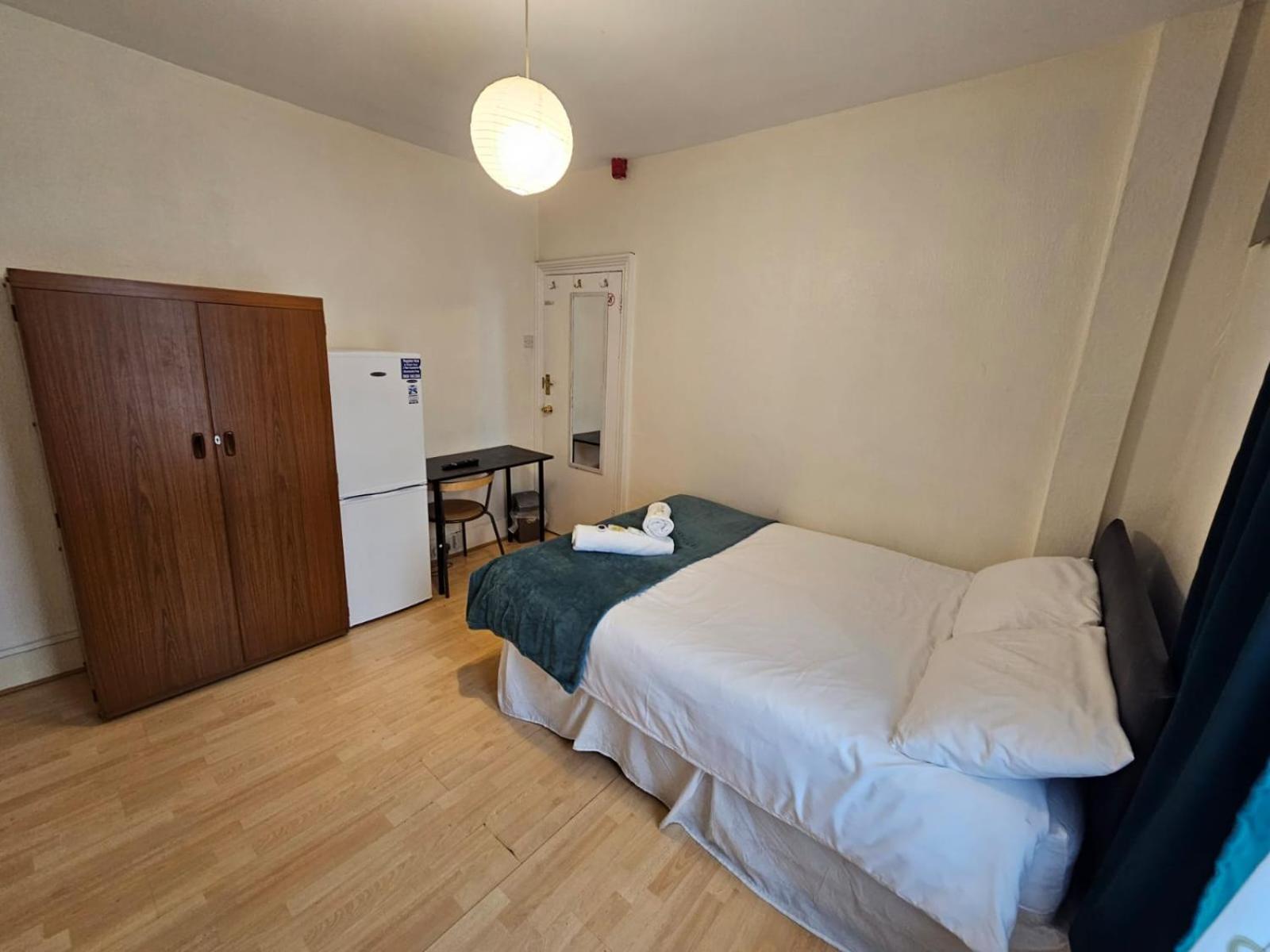 Bruce Rooms Лондон Екстериор снимка