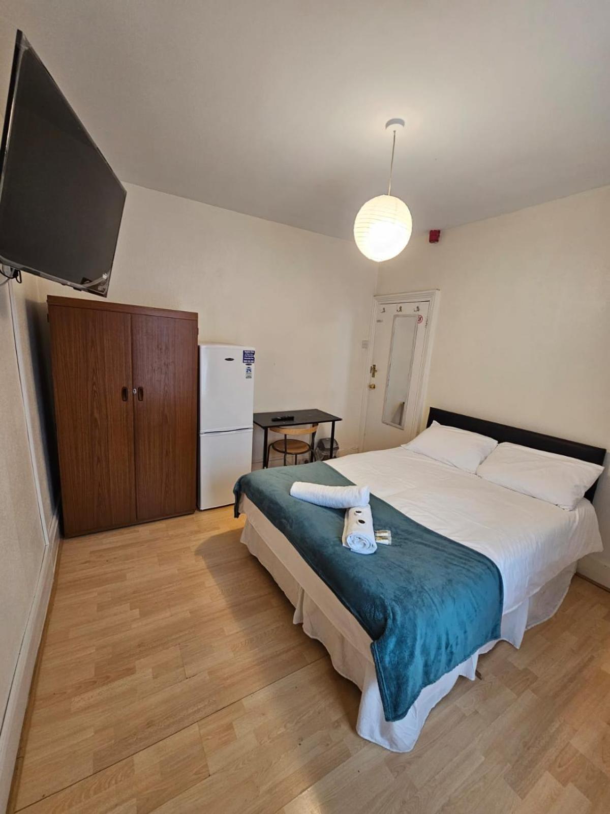 Bruce Rooms Лондон Екстериор снимка