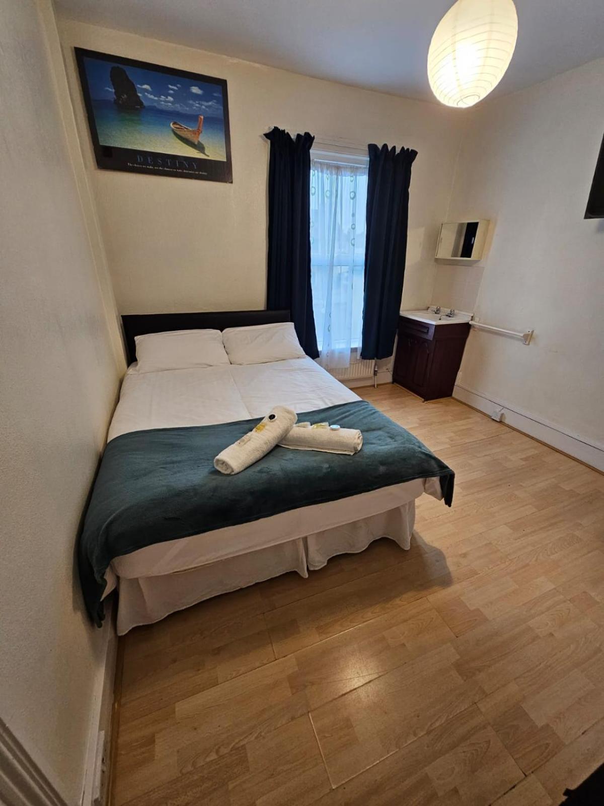Bruce Rooms Лондон Екстериор снимка