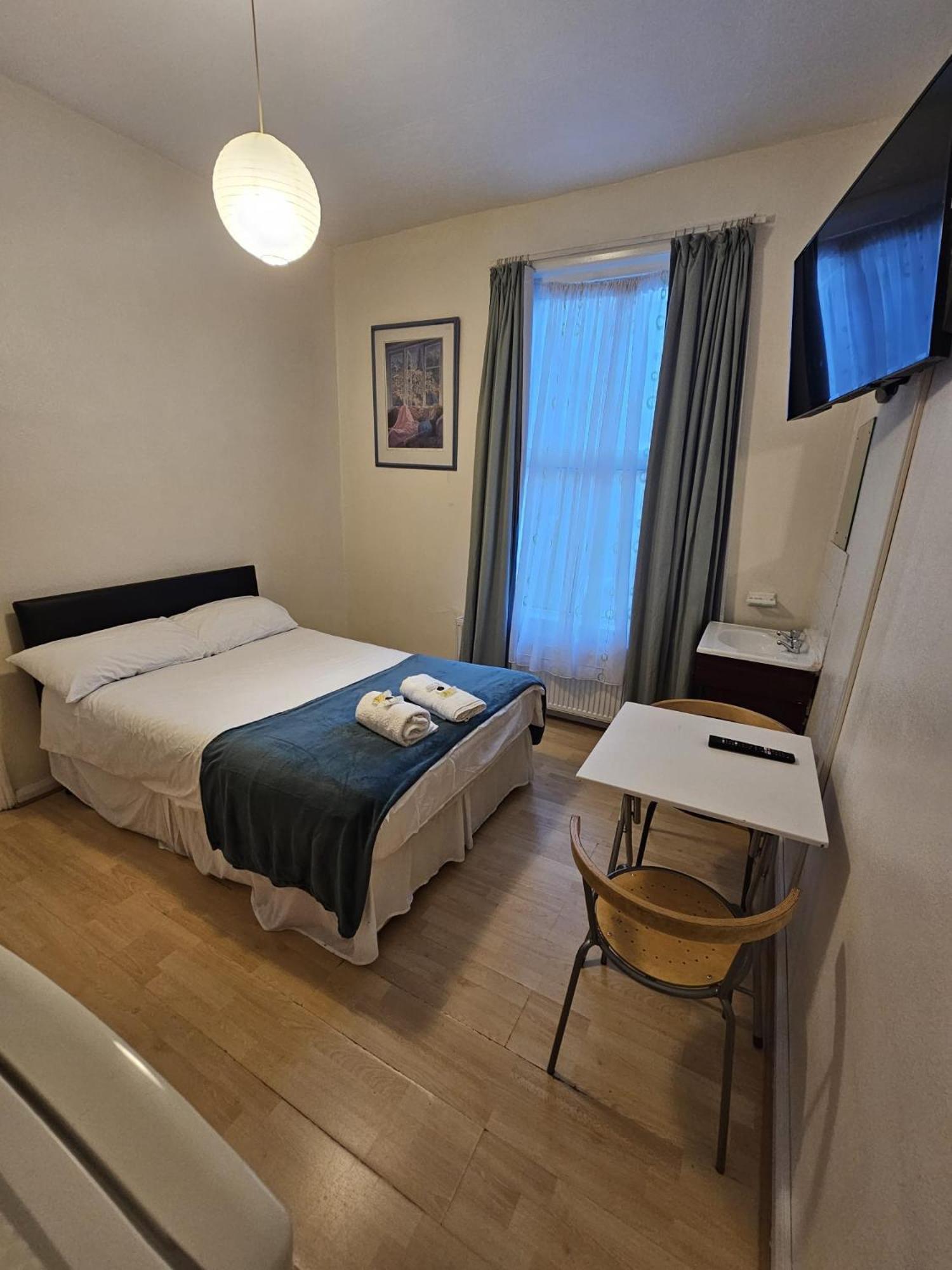 Bruce Rooms Лондон Екстериор снимка